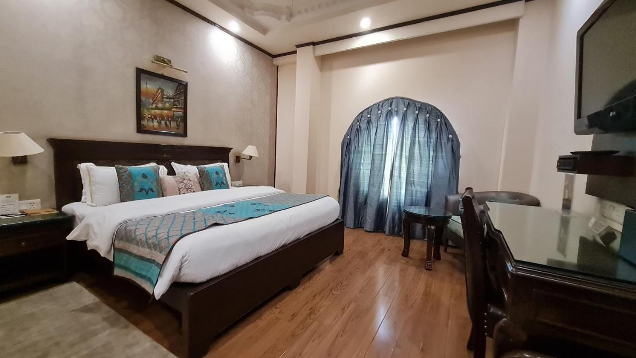 Hotel Diplomat Residency Нью-Делі Екстер'єр фото